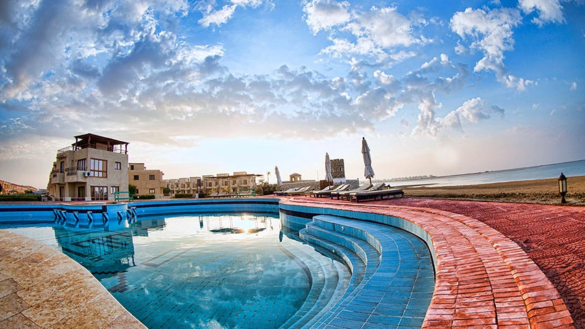 Island Beach - Photoshoot — Real Estate campaign by BRANDIZER, image 9