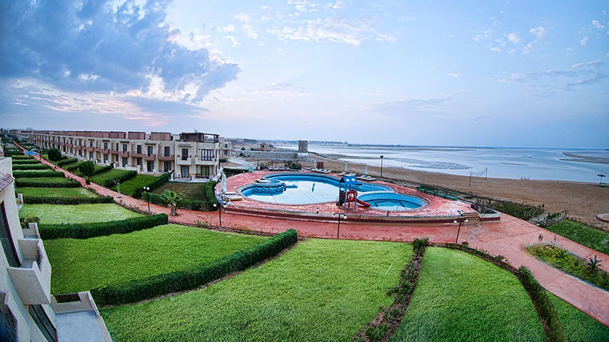 Island Beach - Photoshoot — Real Estate campaign by BRANDIZER, image 5